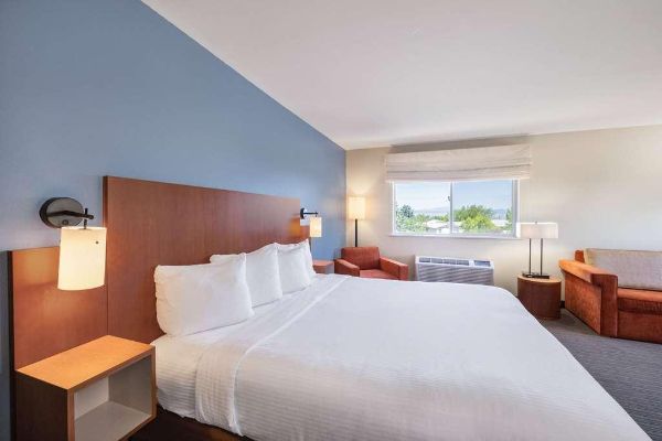 La Quinta Inn Ste Helena